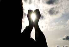 海斯在场时效果一般,不在场时又欠缺高度,湖人的内线令人担心?.